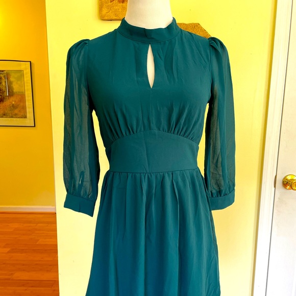 Forever 21 Dresses | Nwt Forever 21 Green Long Sleeve Dress | Color: Green | Size: S | Lmhodge's Closet